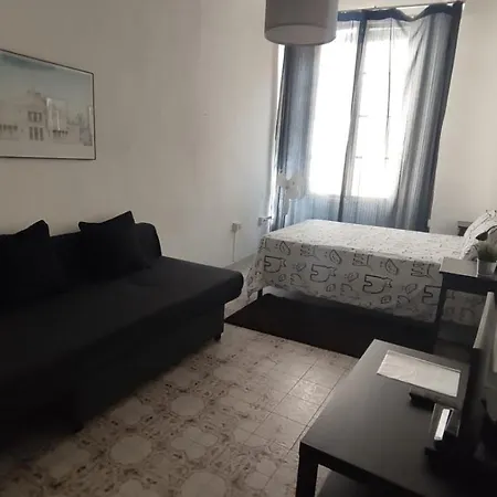 Tommyroom * Florence